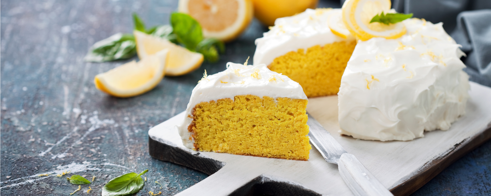 Photo for - Mini gâteaux avec glaçage à la crème au beurre citronnée